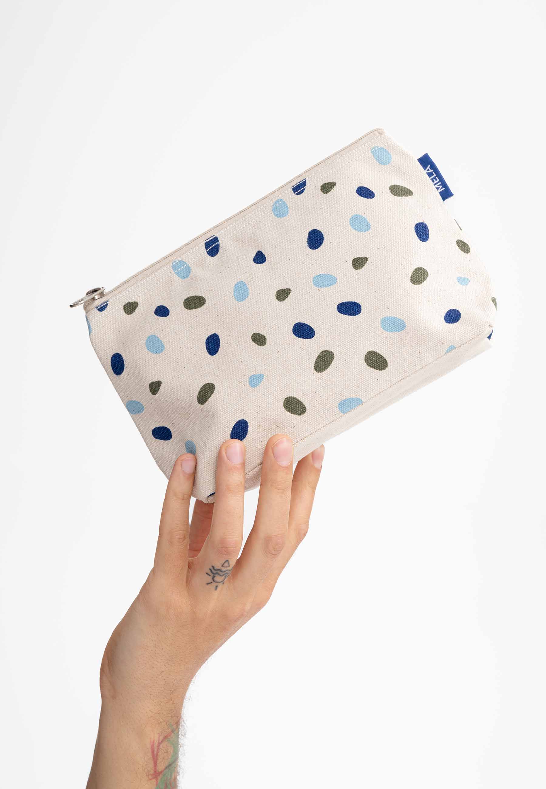 #Farbe_greige / blue dots print