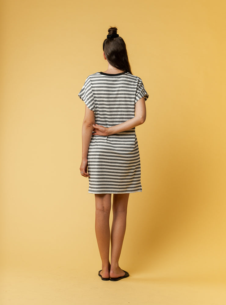 #Farbe_thin stripes / schwarzer Kragen